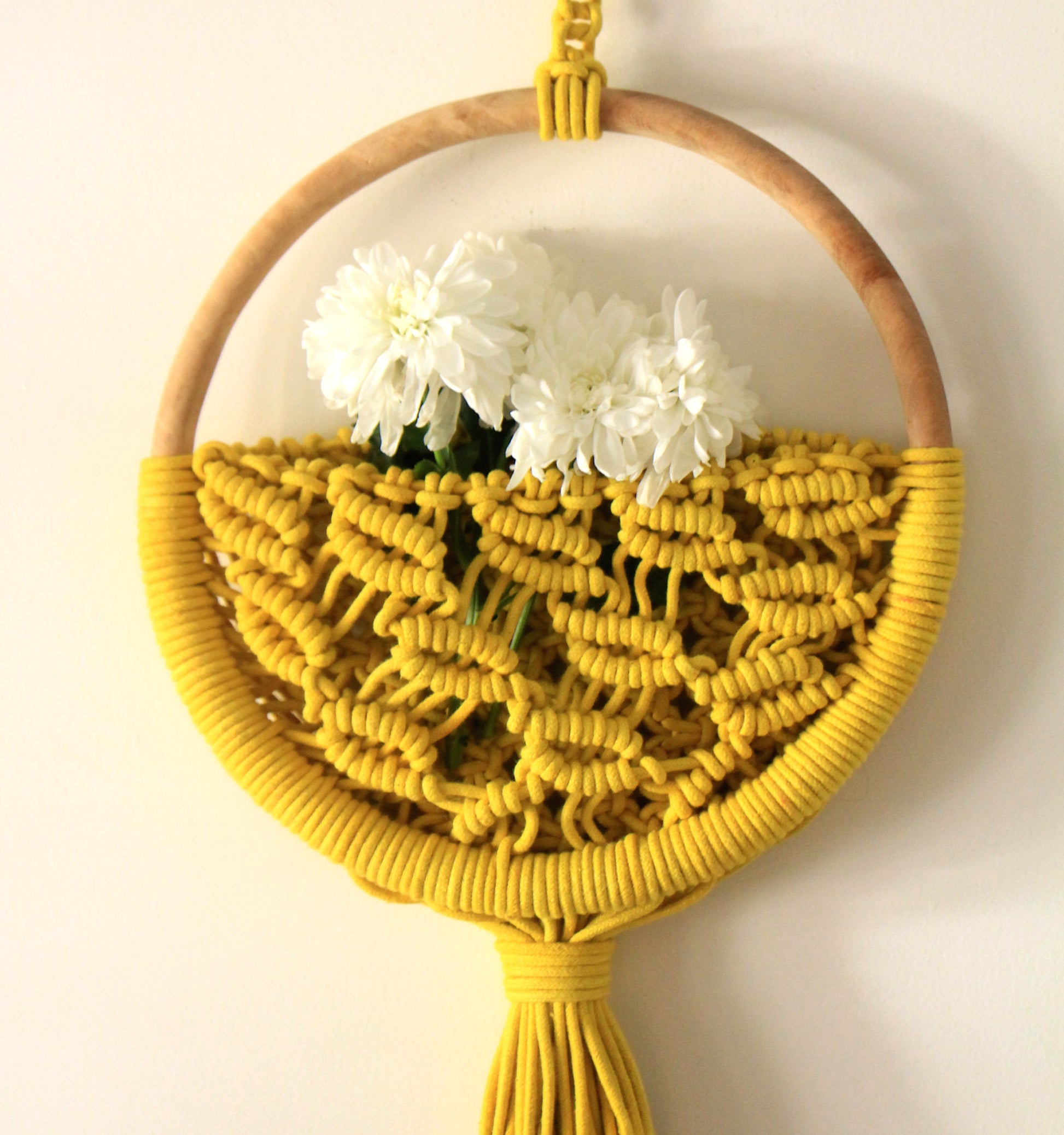 Macrame organizer