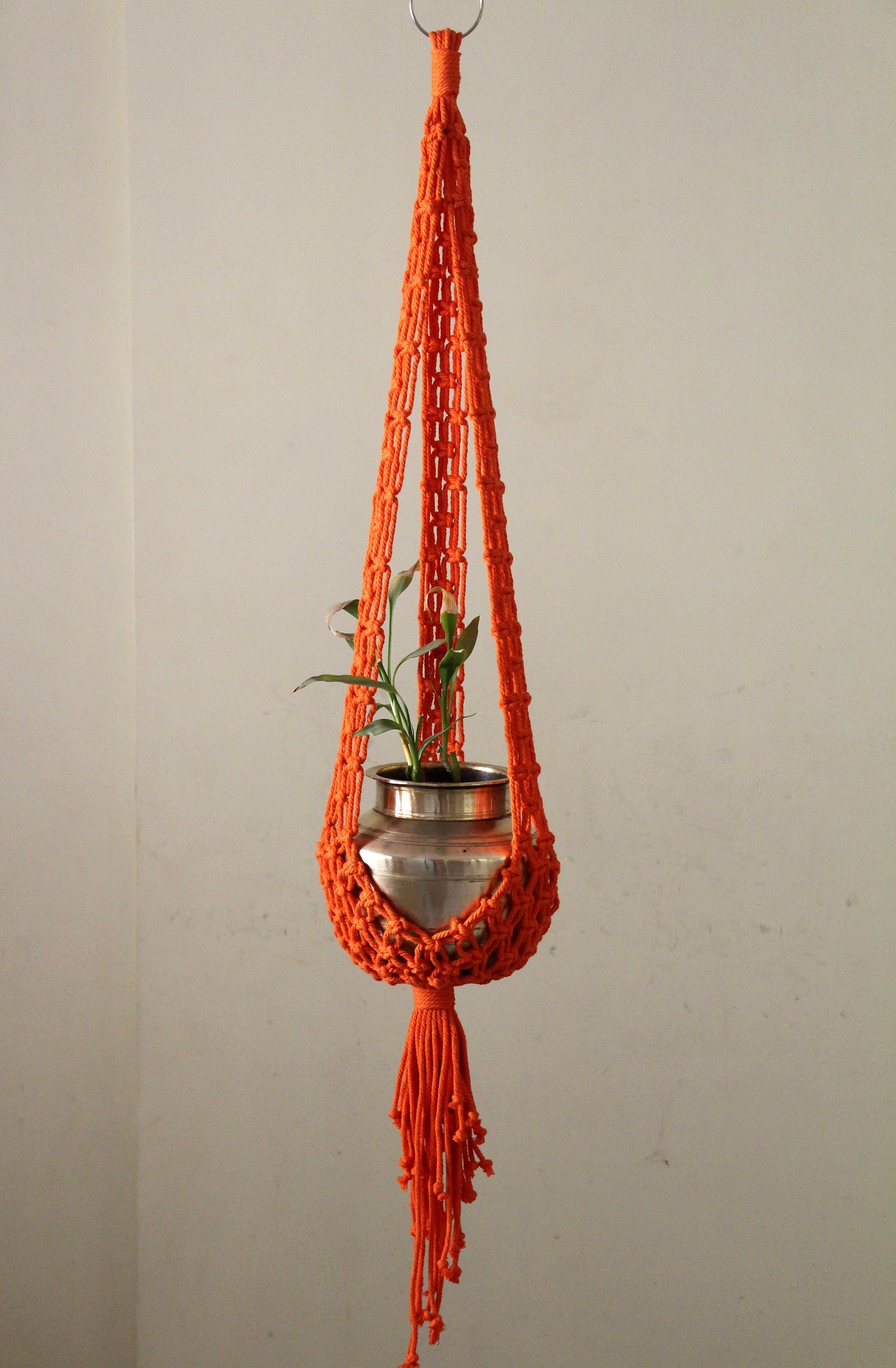 Boho Macrame Plant Hanger | Retro Style